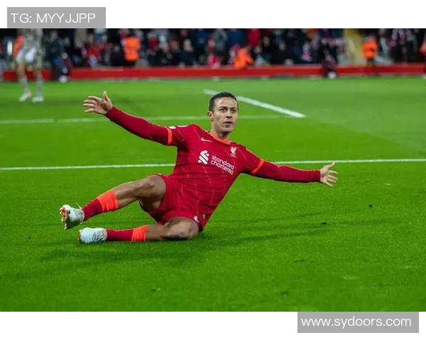 2019年曼城与利物浦精彩对决集锦回顾与分析